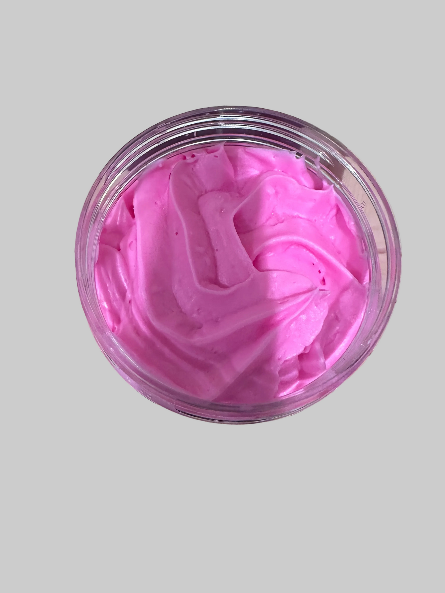 Indulge with luxuriously whipped body cream,blend of Bubble Gum and clean Fresh Linen. This rich yet lightweight body butter melts effortlessly into the skin, leaving it deeply moisturised, silky-soft,