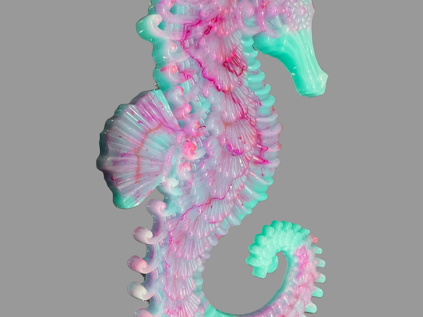 🌊 Pastel Resin Seahorse – Handcrafted Ocean-Inspired Décor  LARGE🌊